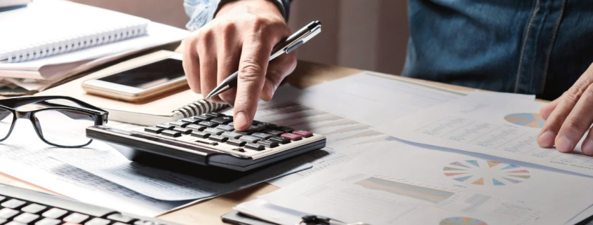 6 Reasons Why Monthly Bookkeeping is Essential for Construction